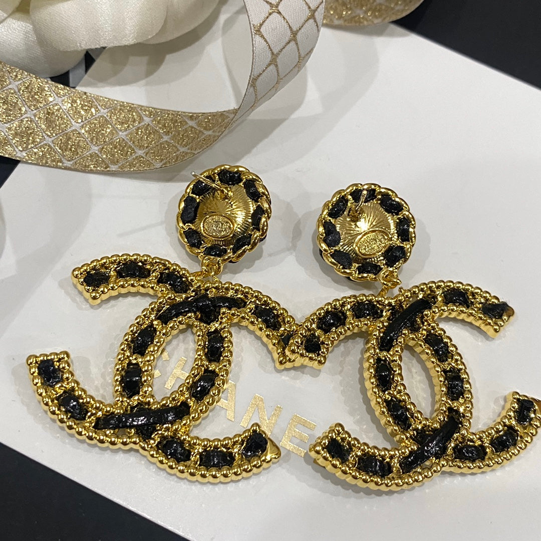 Double C Black Leather Pearl Earrings mysite