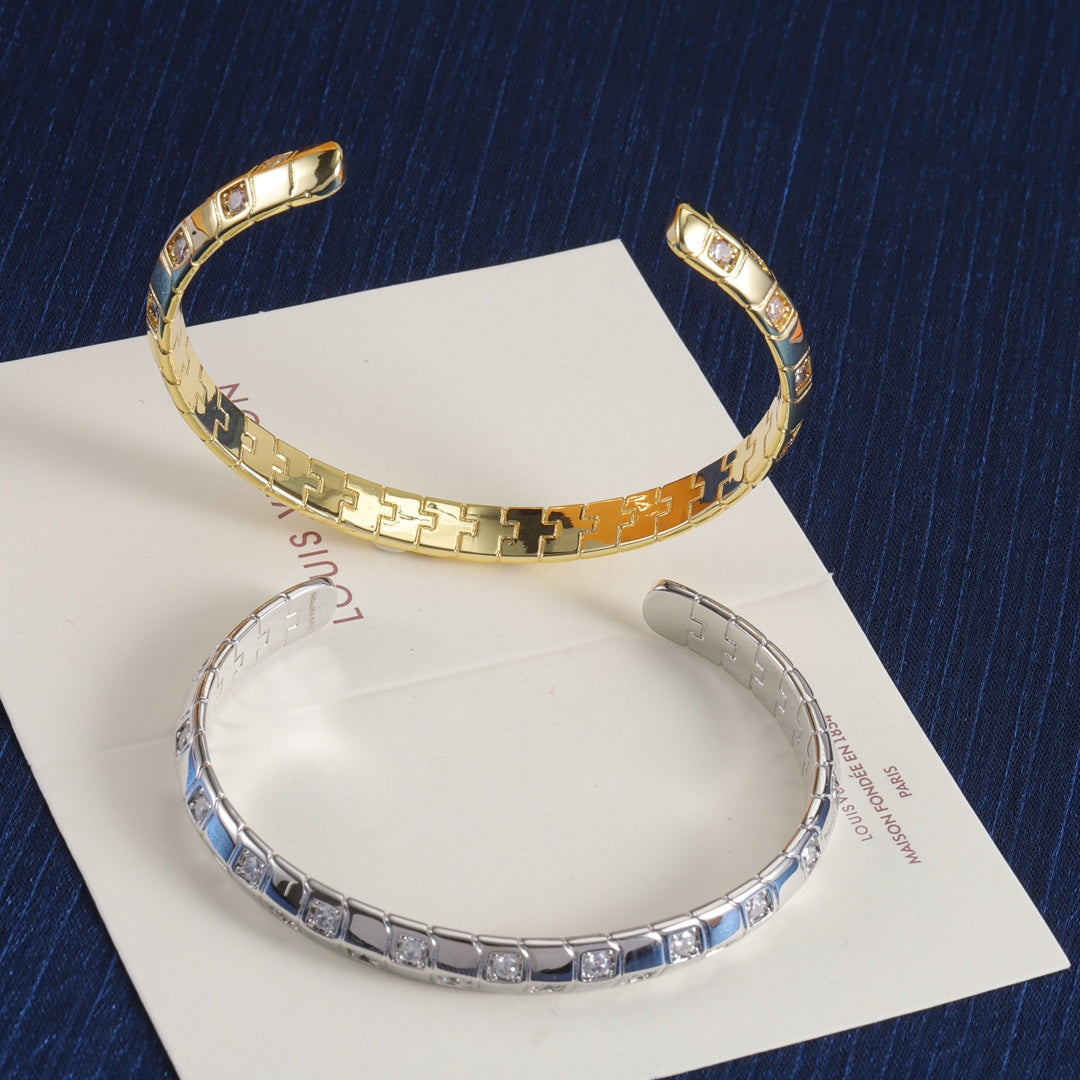 Gold Love Open Bracelet mysite