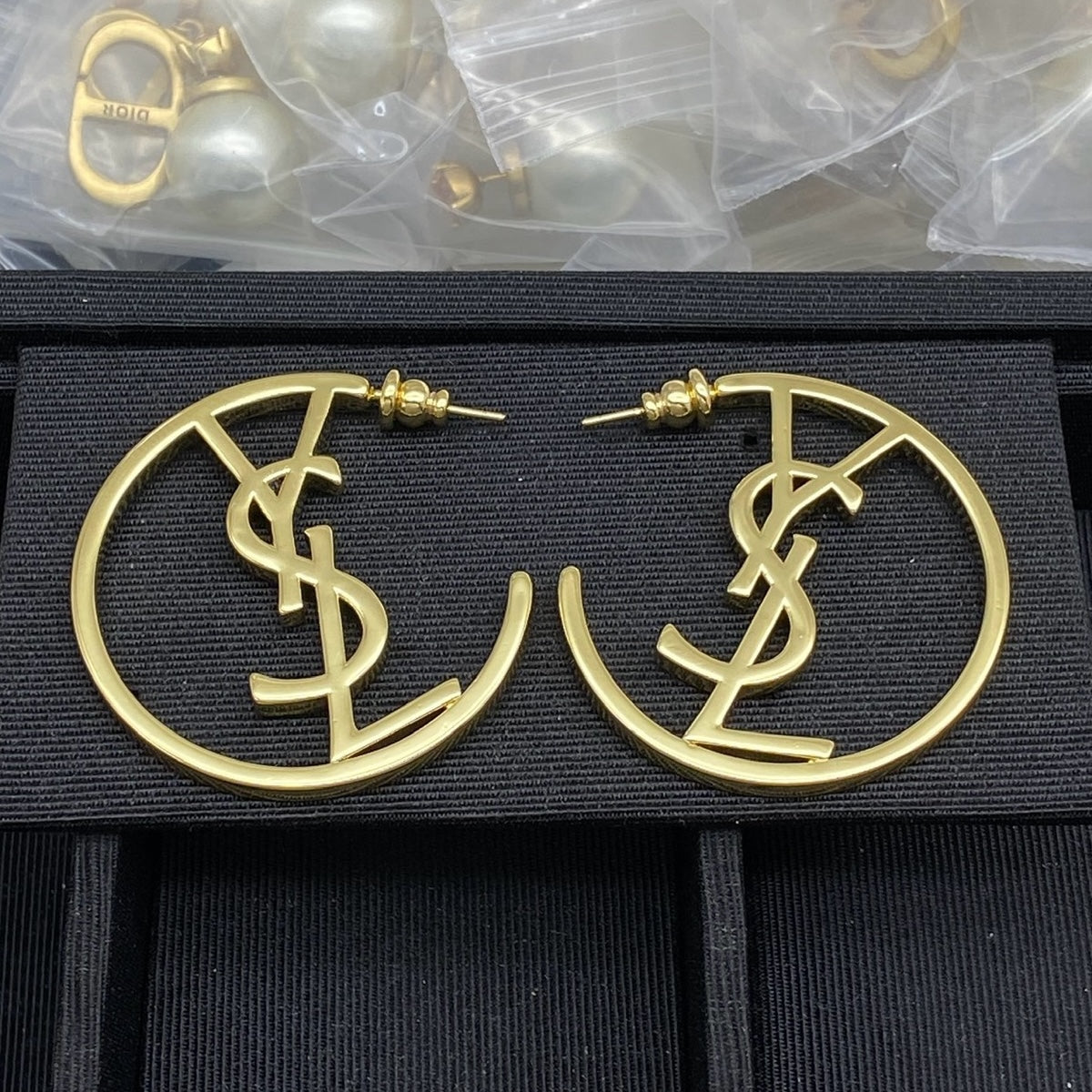 Hollow Out Yes Hoop Earrings mysite