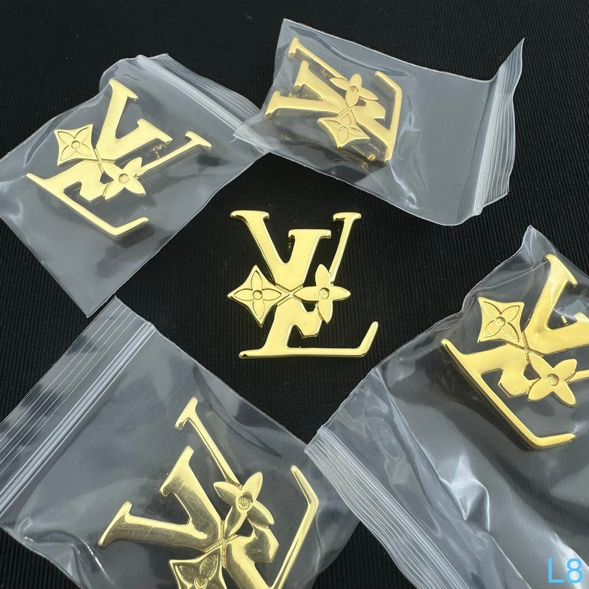 Love Golden Girl Brooch mysite