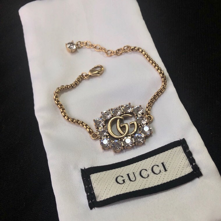 Good Diamond Design Earrings/ Bracelet/Necklace  (Set) mysite
