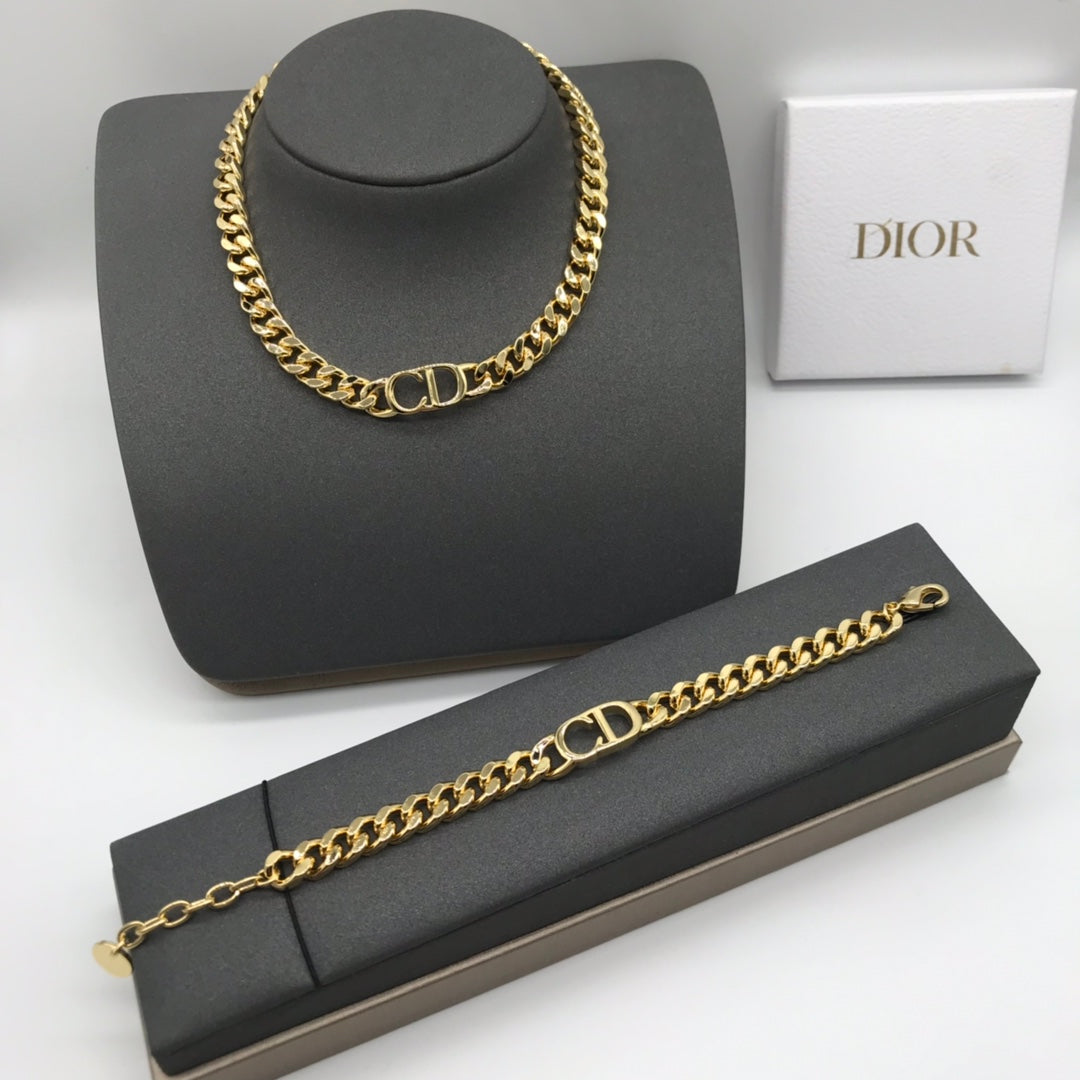 Dove Gold Chain Design Necklace & Bracelet 2 Set mysite