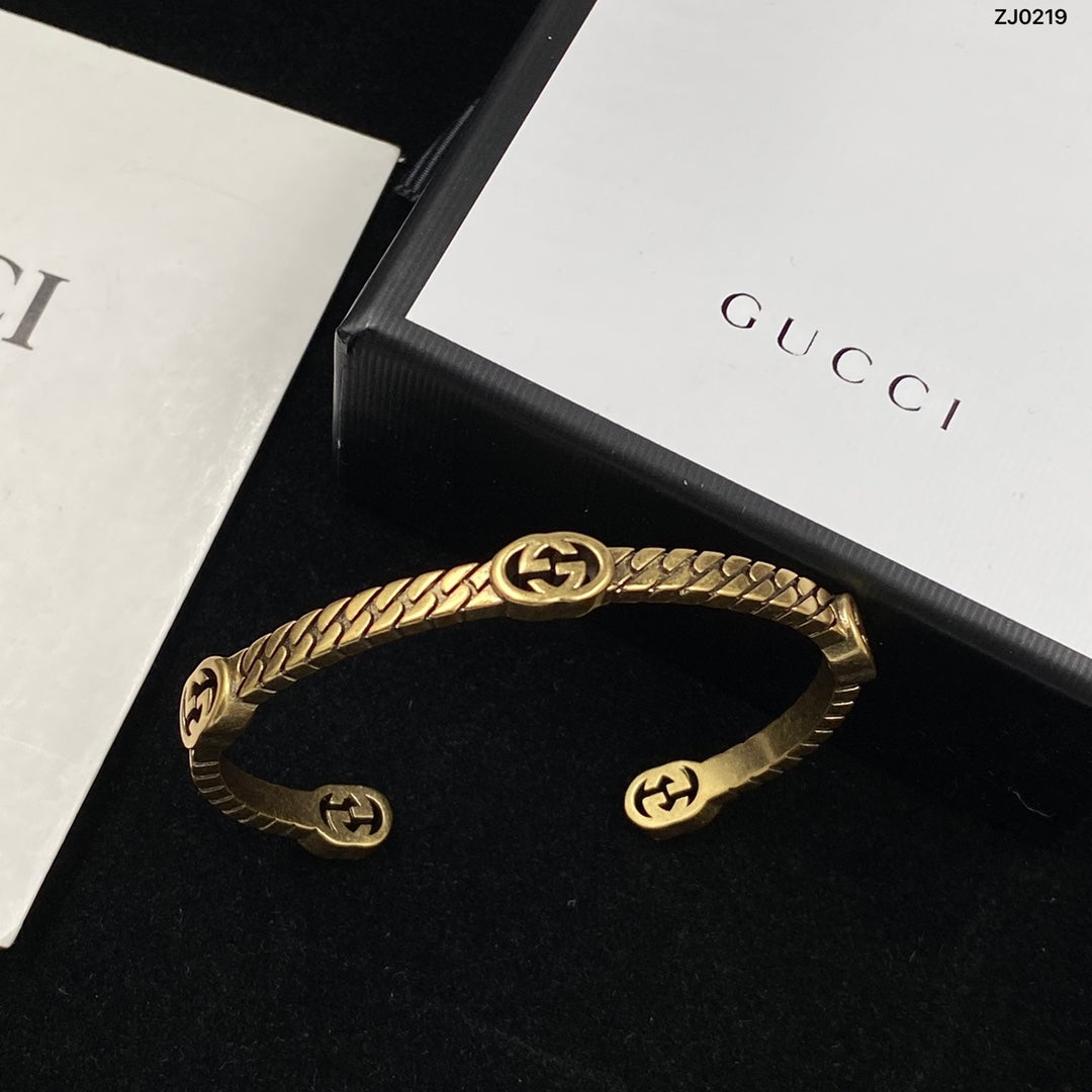 Vintage Gold Good Bracelet mysite