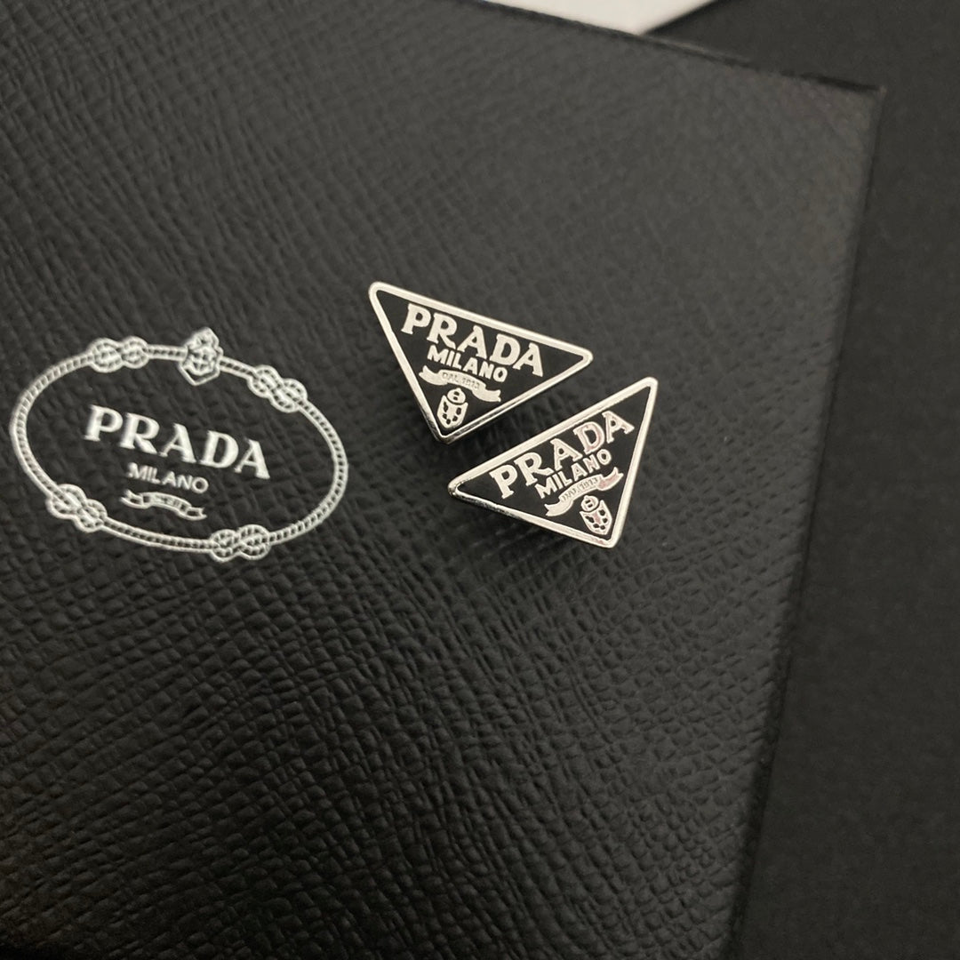 Classic Hot Triangle Letter Stud Earrings mysite