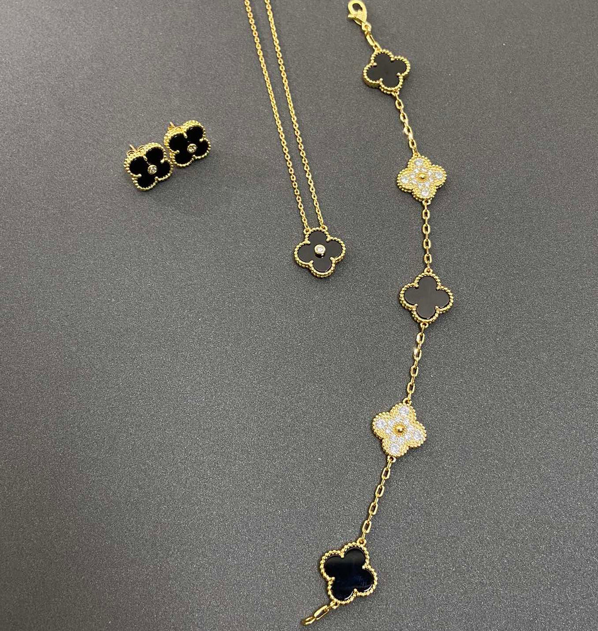 Vintage Leaves Black Bracelet & Earrings & Necklace 7 Set (Gold) mysite