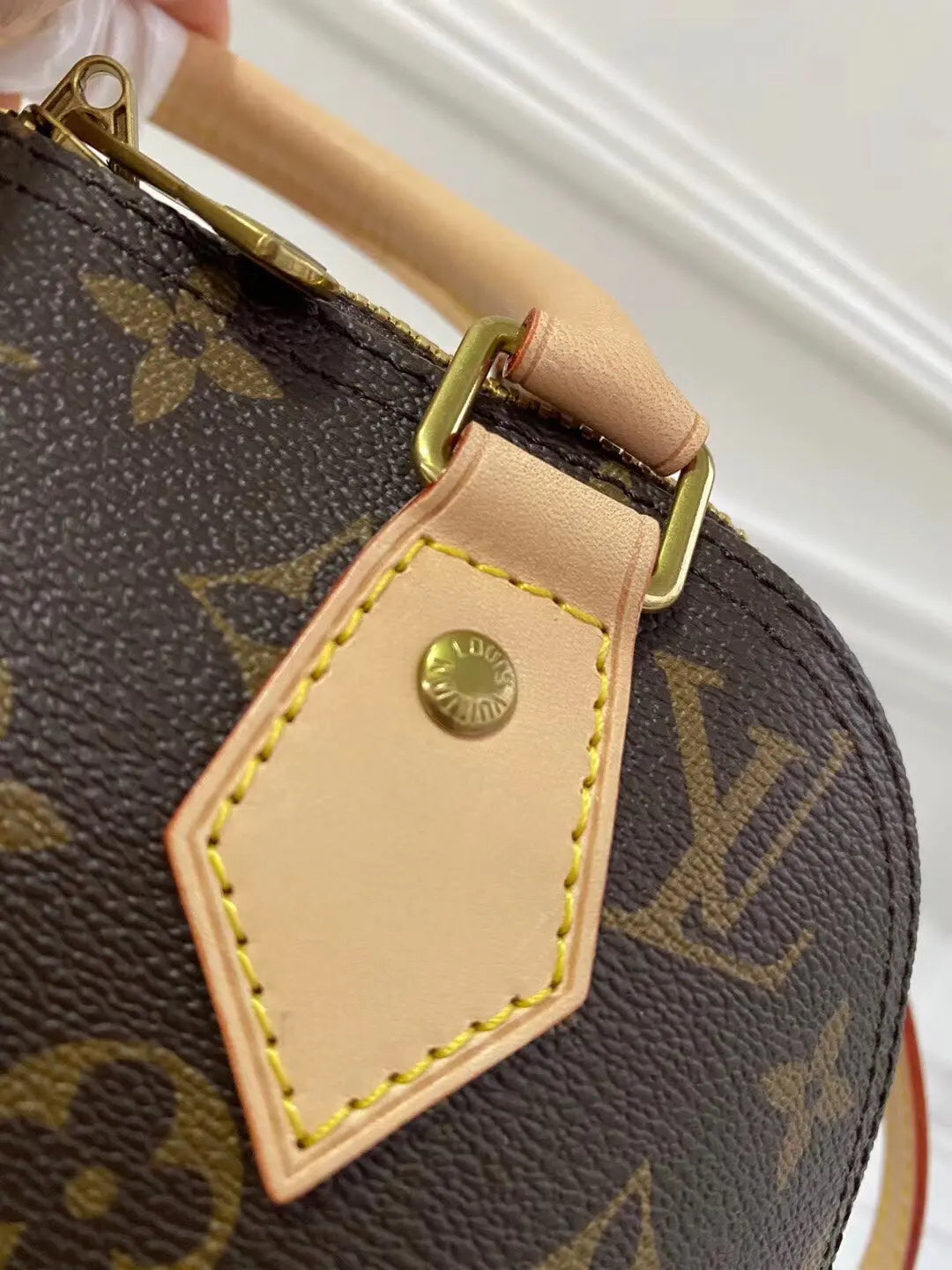 Classic and Stylish Alma Bag-18 mysite