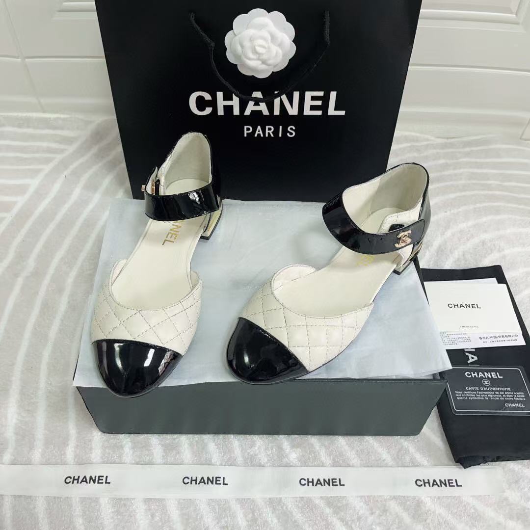 CC FLAT SANDAL IN WHITE MIX BLACK CALFSKIN mysite