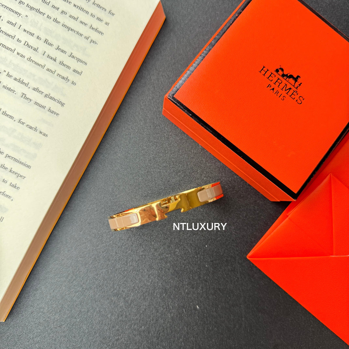 Slim Hot Girl Bracelet mysite