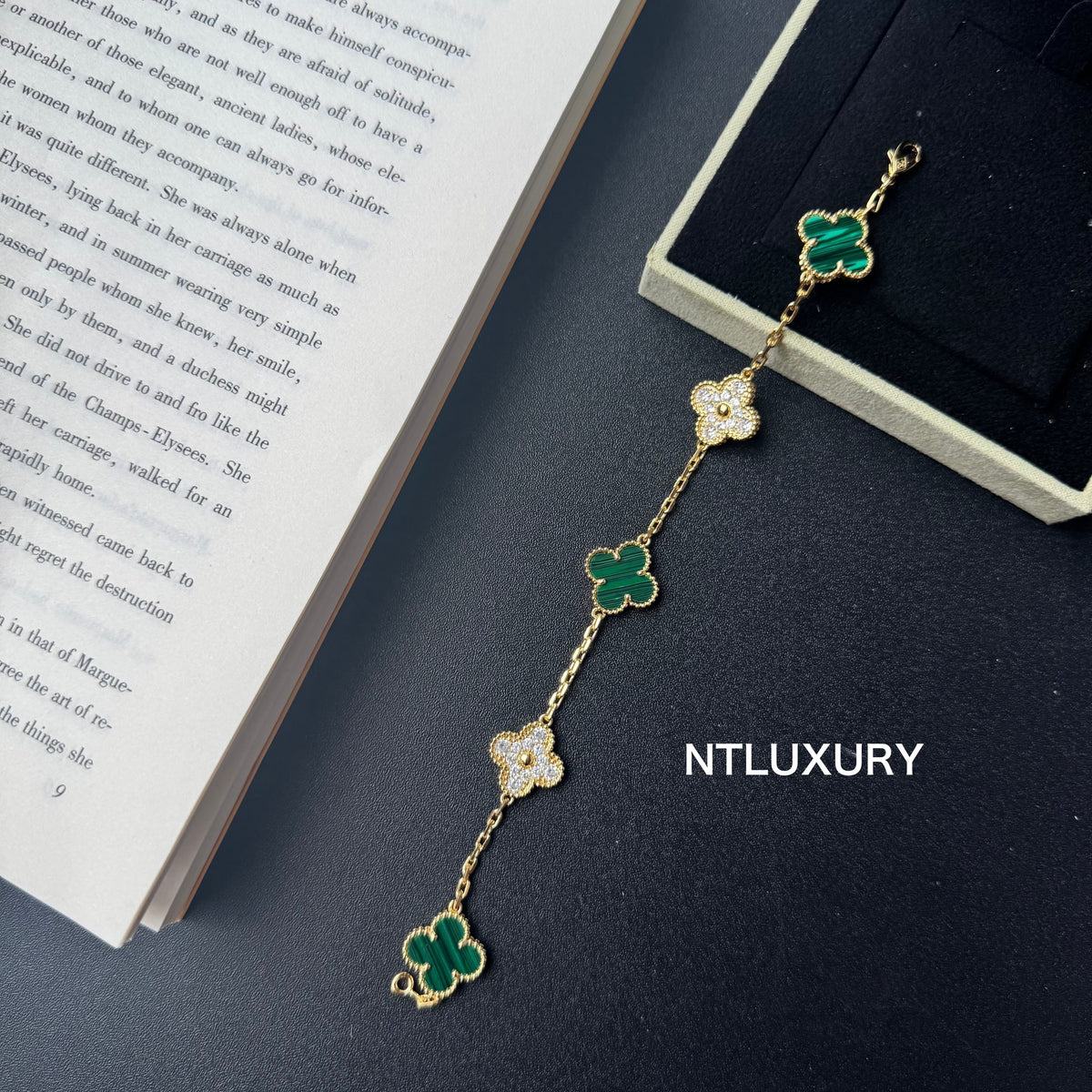 Shell Girl & Shining Leaves Bracelet (Green) mysite