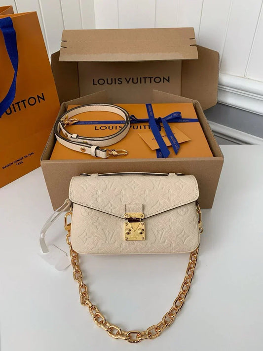 LV Pochette Métis East West mysite