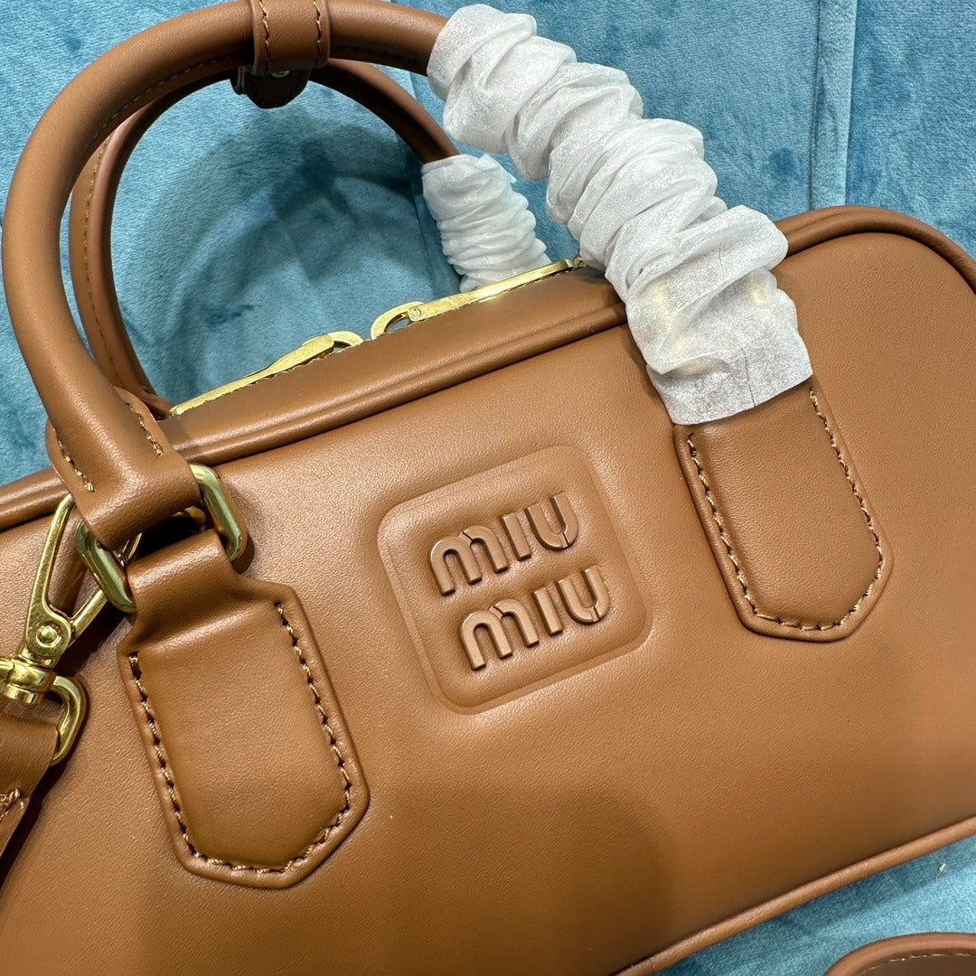 VICTORIA™ Elegance Hobo Bag mysite