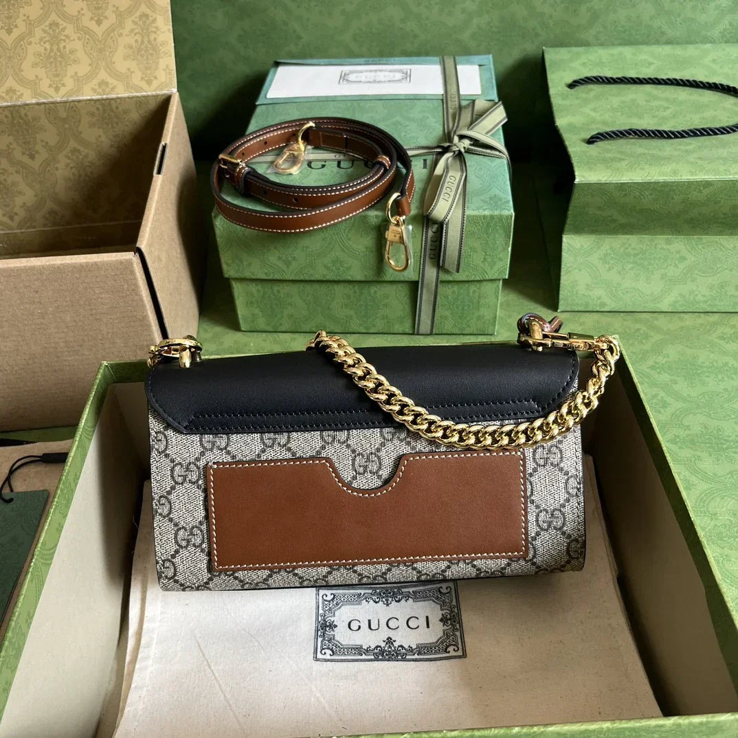 GC Padlock Medium Shoulder Bag mysite