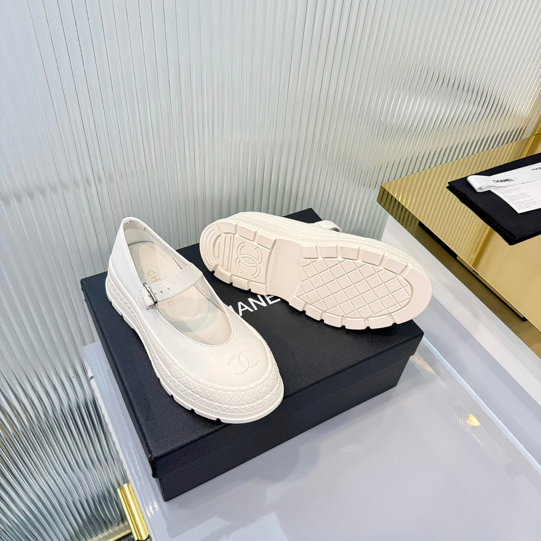 CHANEL 26S PLATFORM MARY JANE SHOES IN WHITE LAMBSKIN mysite