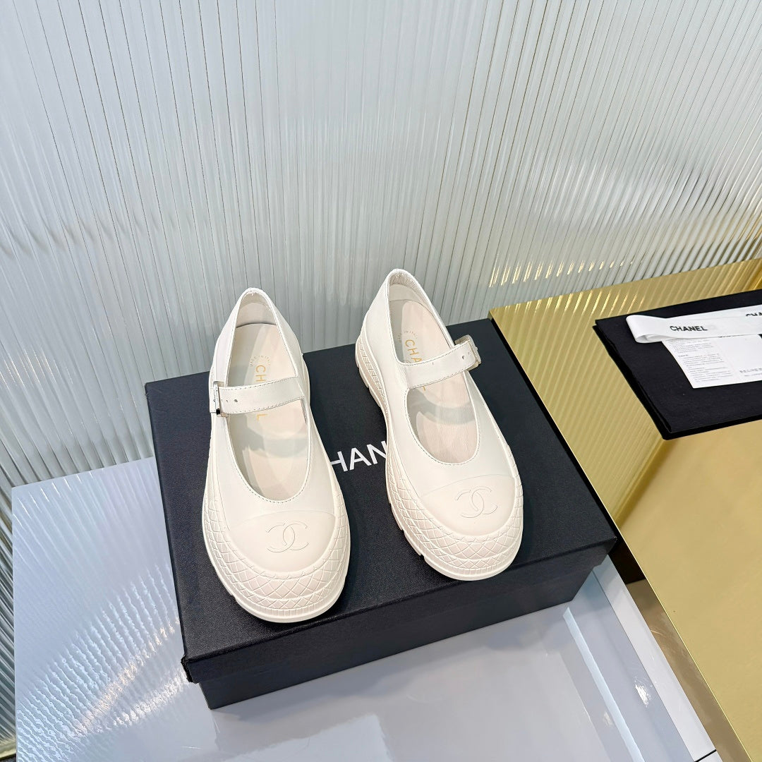 CHANEL 26S PLATFORM MARY JANE SHOES IN WHITE LAMBSKIN mysite