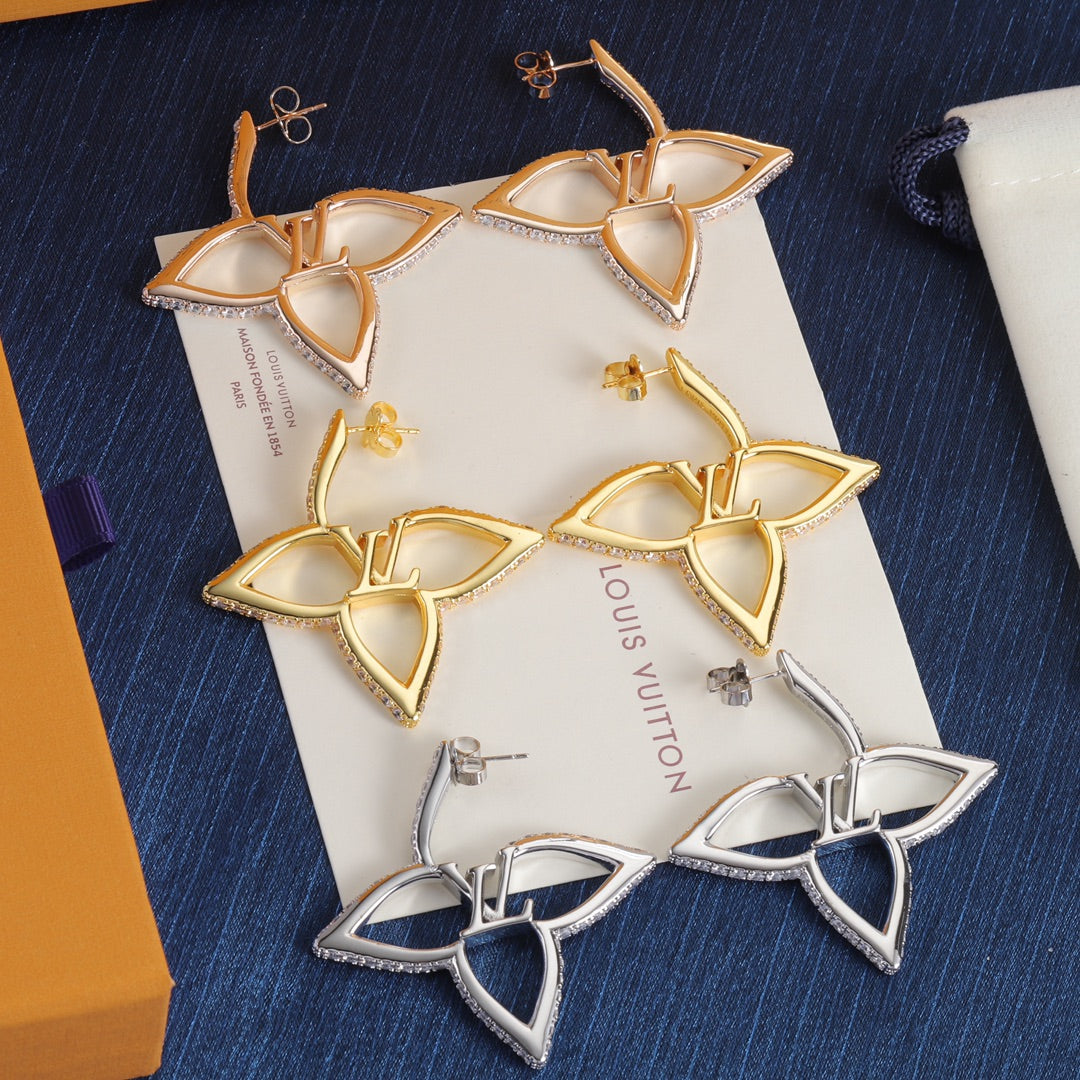 Love Earrings mysite