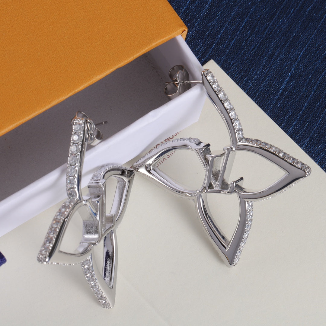 Love Earrings mysite