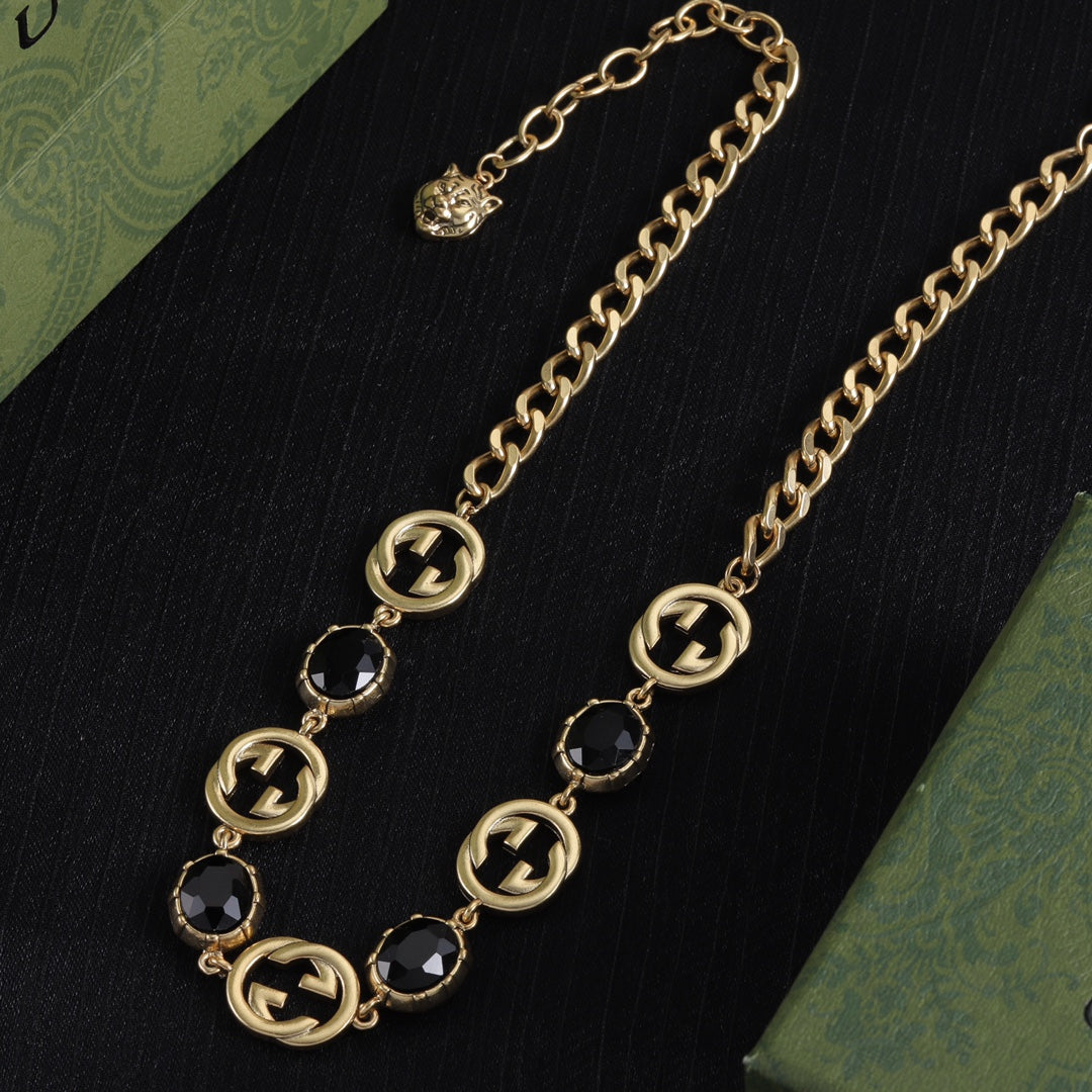 Good Fancy Design Bracelet & Earrings & Necklace (Black) mysite