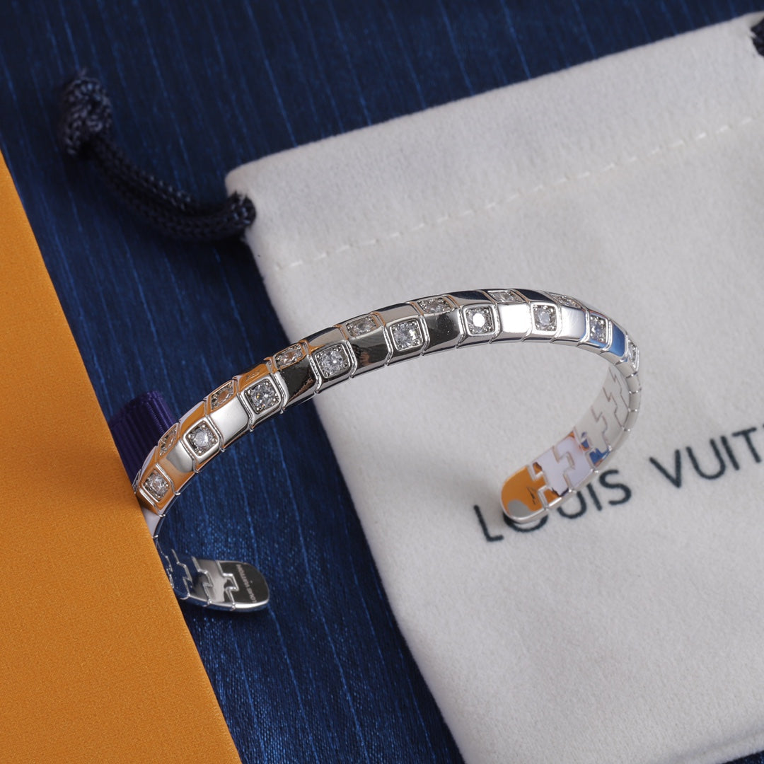 Gold Love Open Bracelet mysite