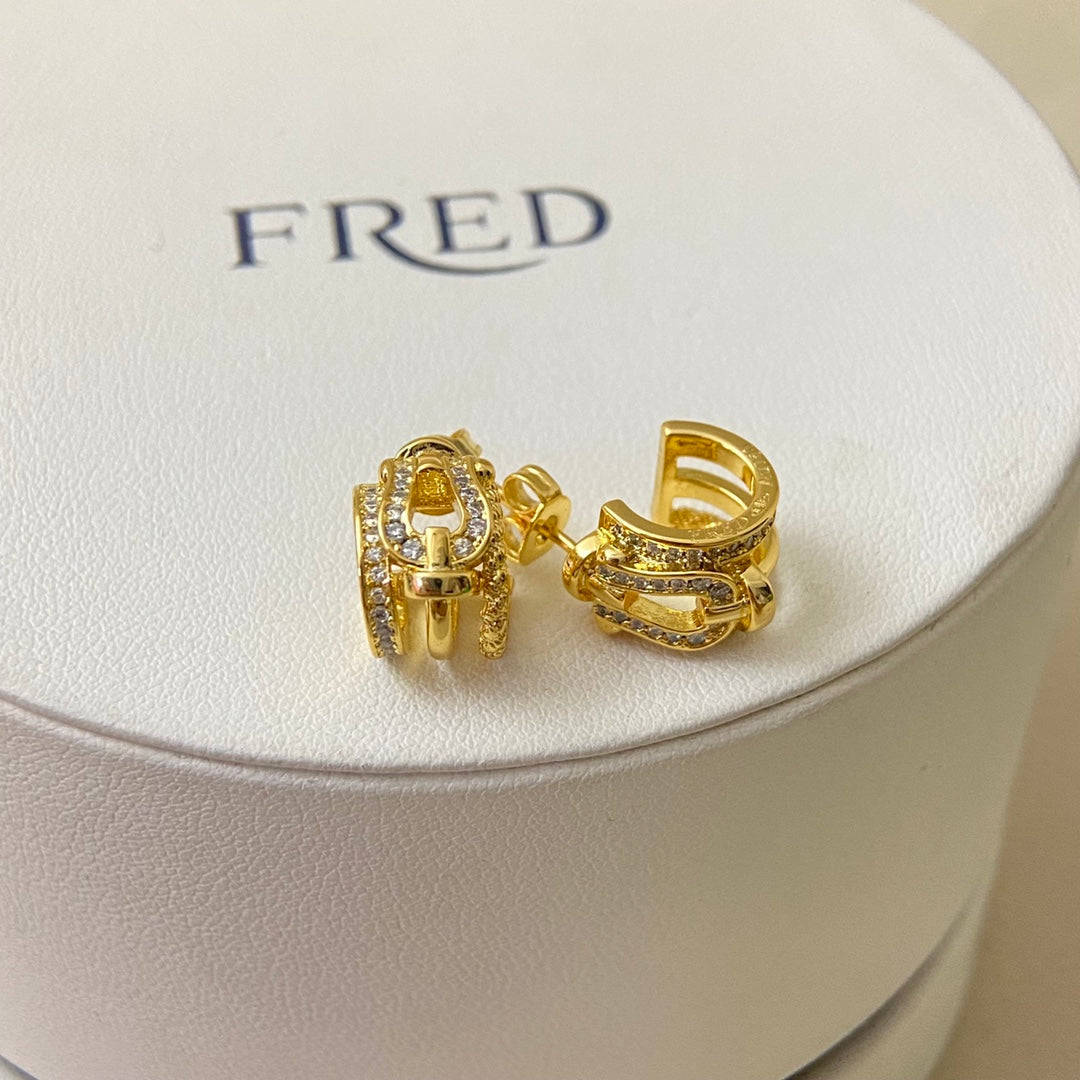 Friendly Anchor Design Earrings mysite