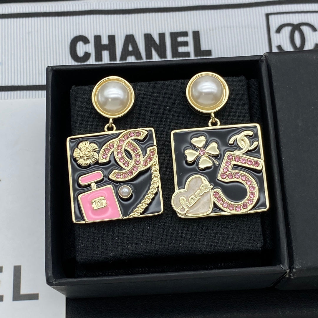 Square Coco Girl Earrings mysite