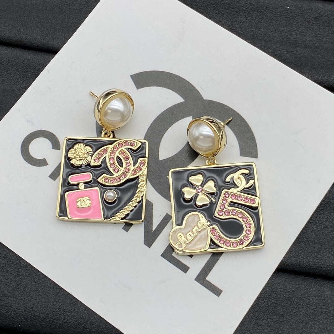 Square Coco Girl Earrings mysite