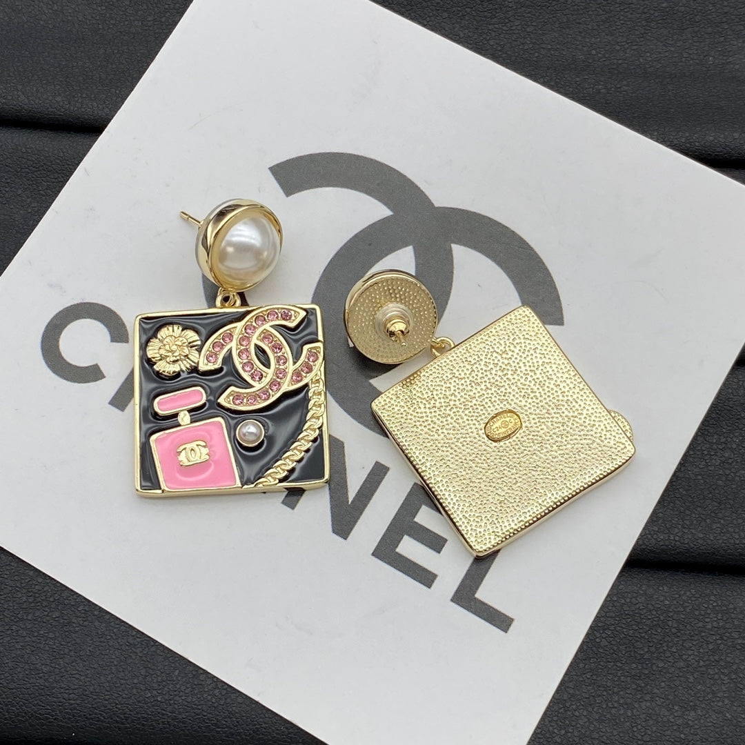 Square Coco Girl Earrings mysite