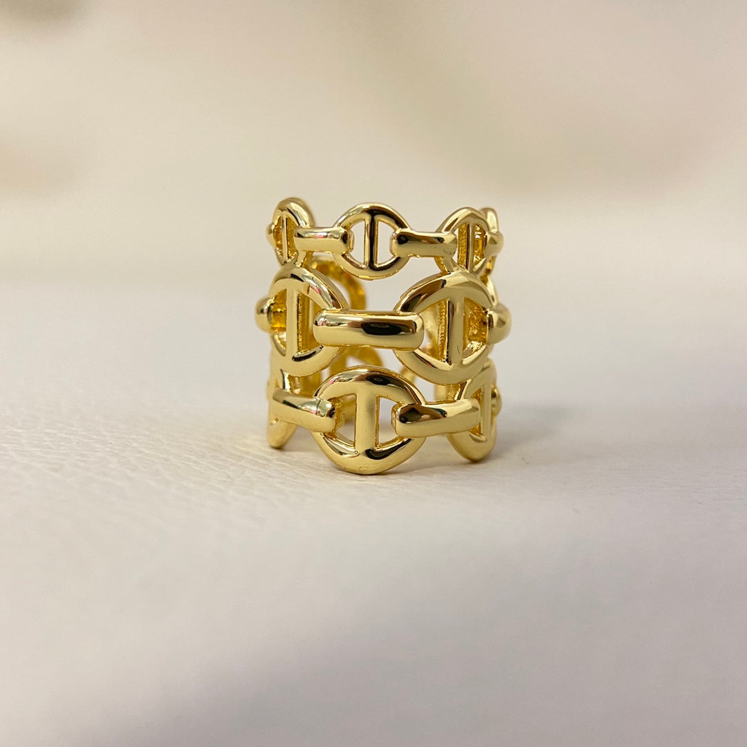 Pig Nose Openwork Bracelet & Rings mysite