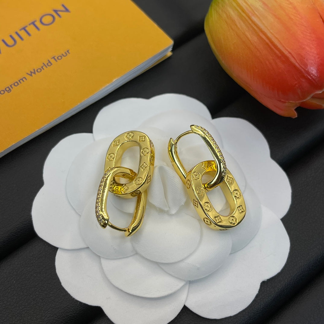 Love Chain Earrings mysite
