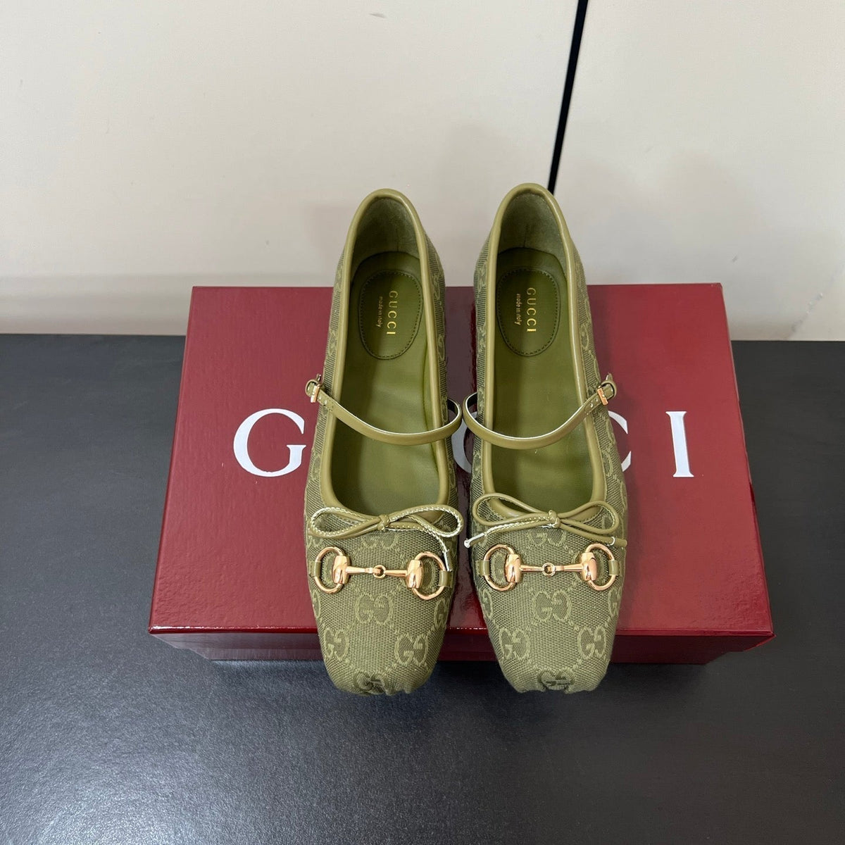 GG MARY JANE 25S IN MOSS GREEN CANVAS WITH GOLD HARDWARE mysite
