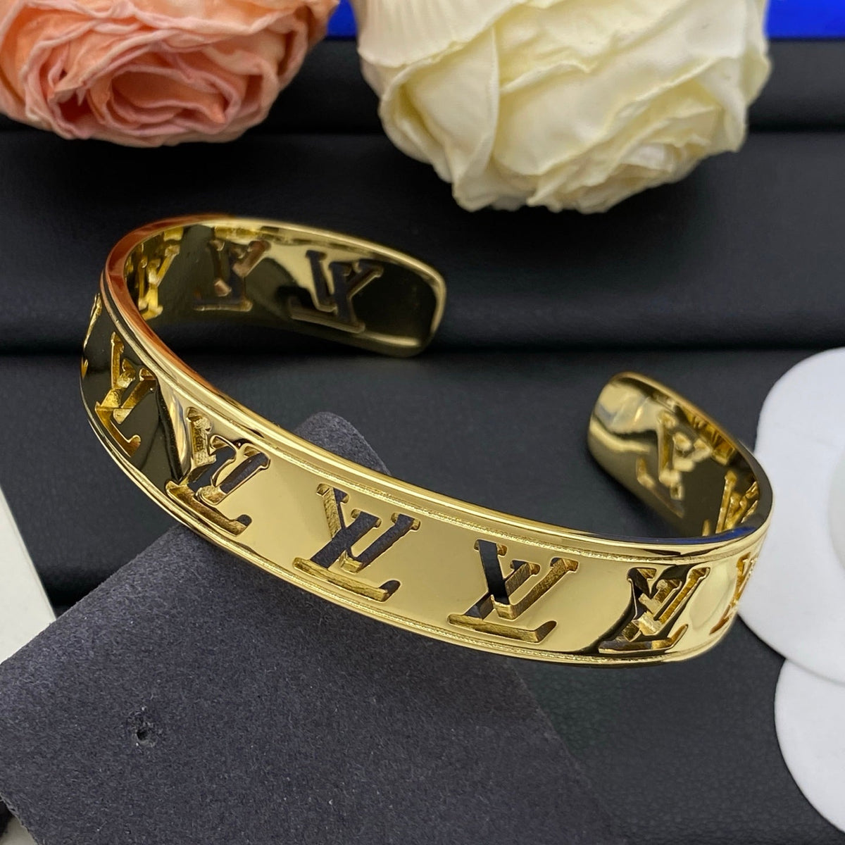 Love Love More Bracelet mysite
