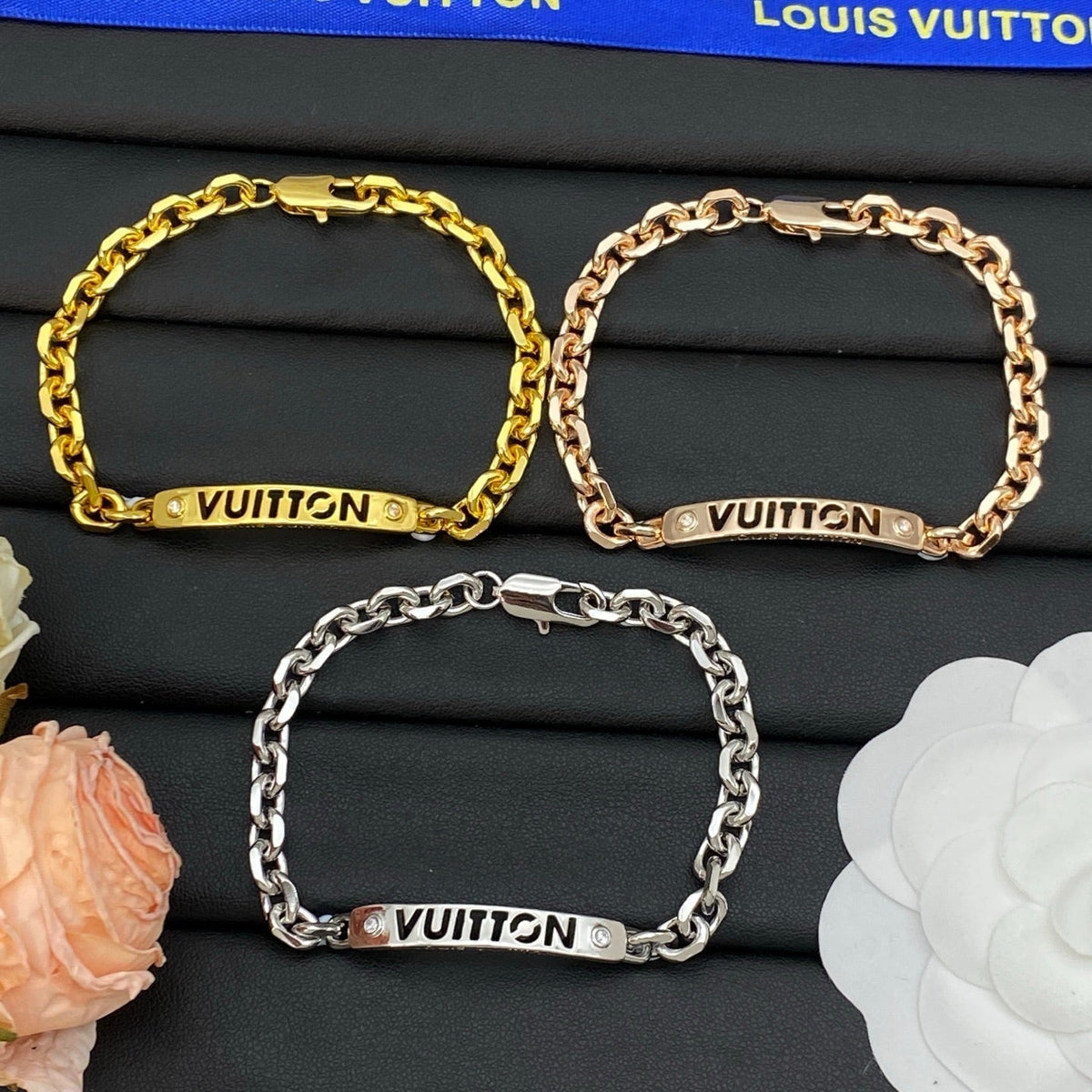 Gold Love Chain Bracelet mysite
