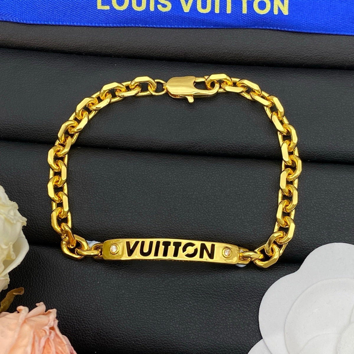 Gold Love Chain Bracelet mysite