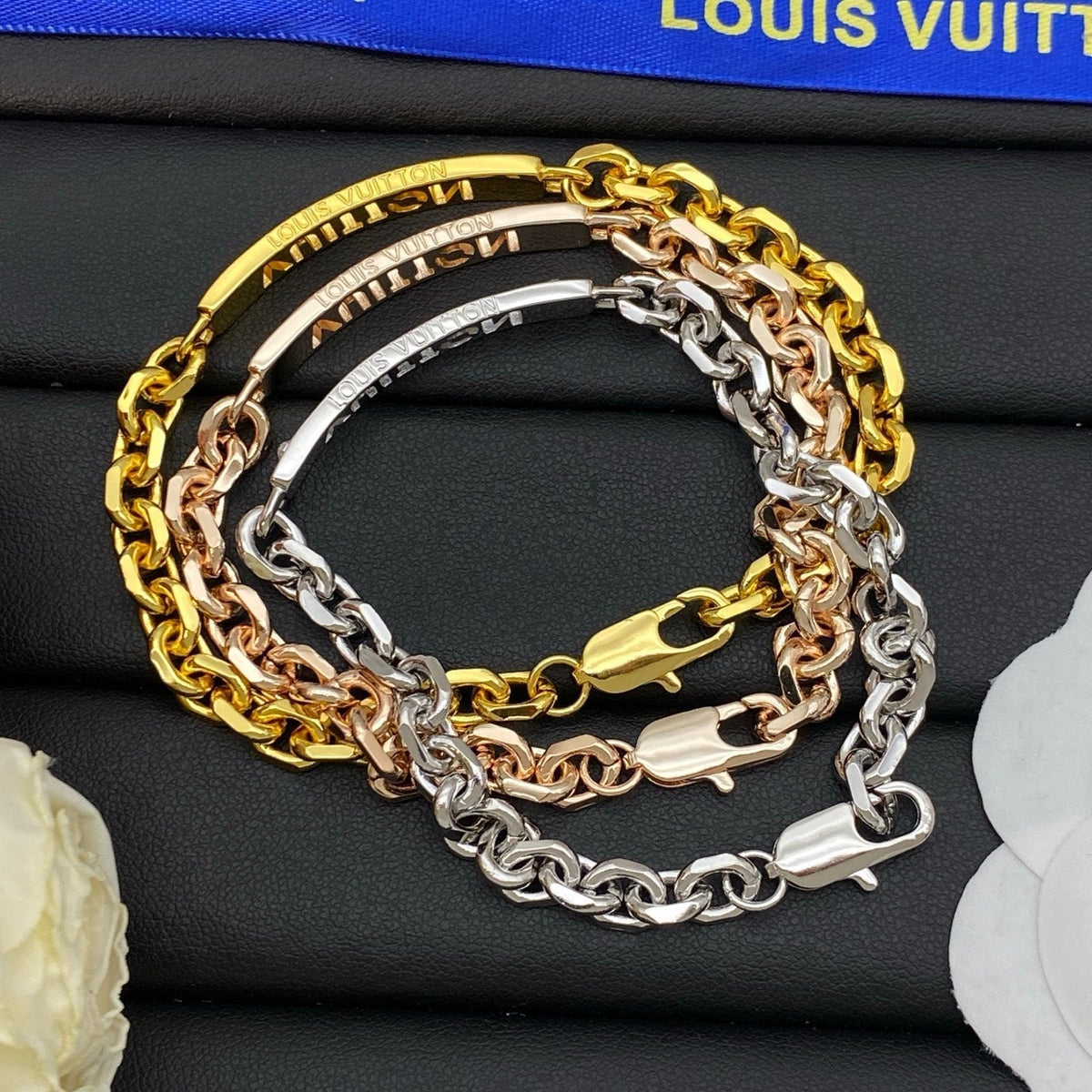 Gold Love Chain Bracelet mysite