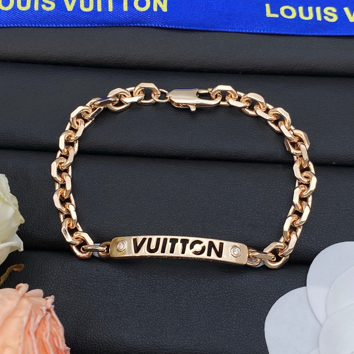 Gold Love Chain Bracelet mysite