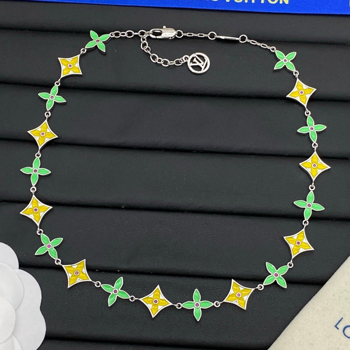 Catch your eye Love Earrings & Bracelet & Necklace 3 Set (3 Color of Chain) mysite