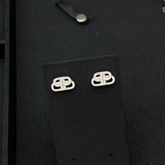 Paris Girl Design Earrings mysite