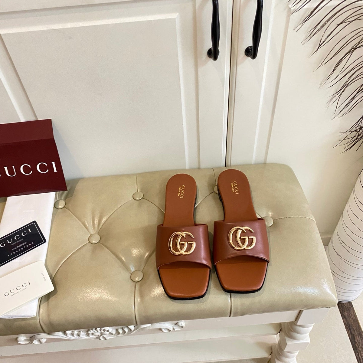 GUCCI 26S SLIDES IN BROWN CALFSKIN mysite