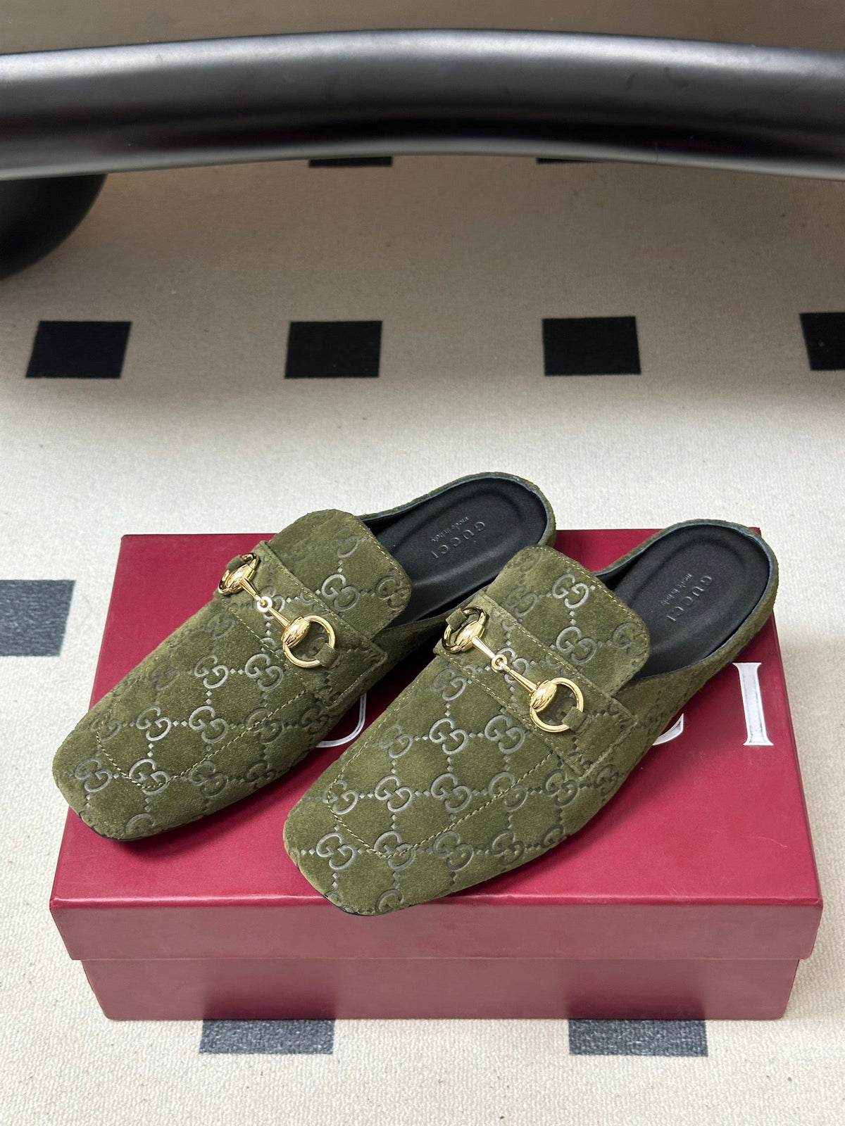 GUCCI 26S HORSEBIT LOAFER MULES IN MOSS GREEN SUEDE mysite