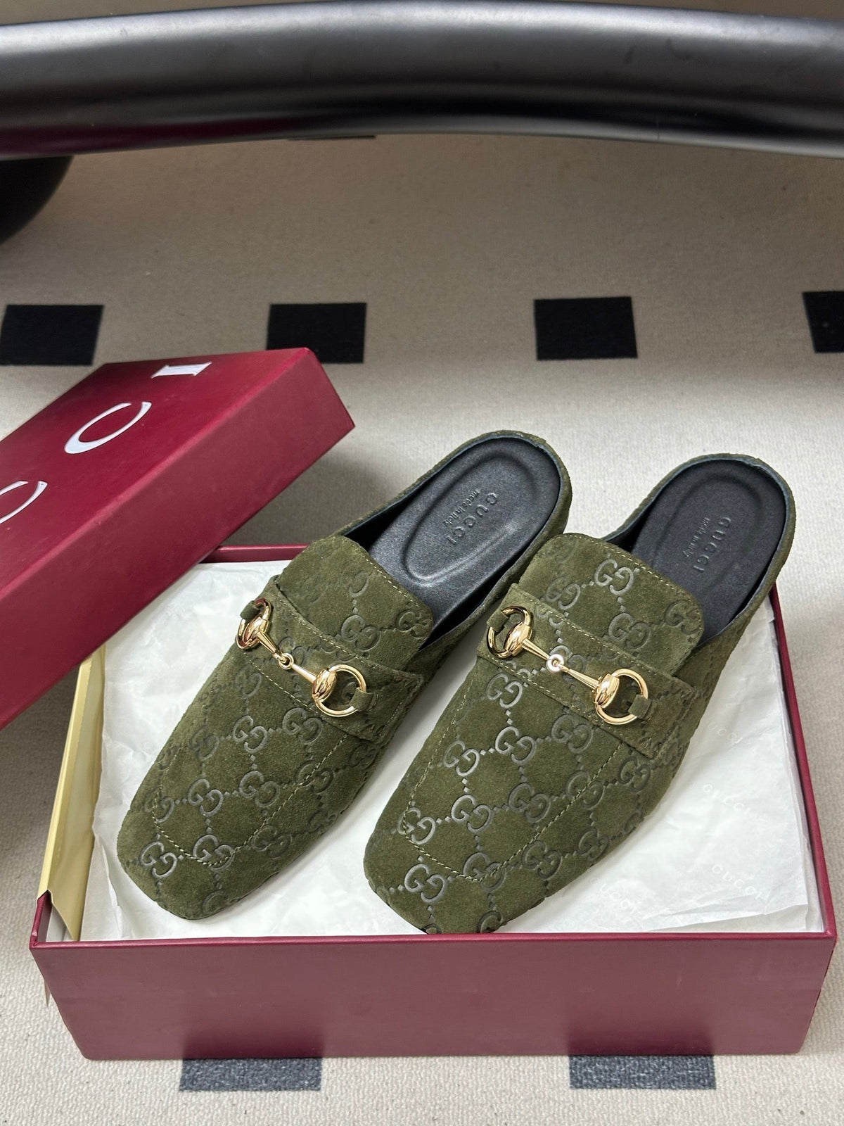 GUCCI 26S HORSEBIT LOAFER MULES IN MOSS GREEN SUEDE mysite