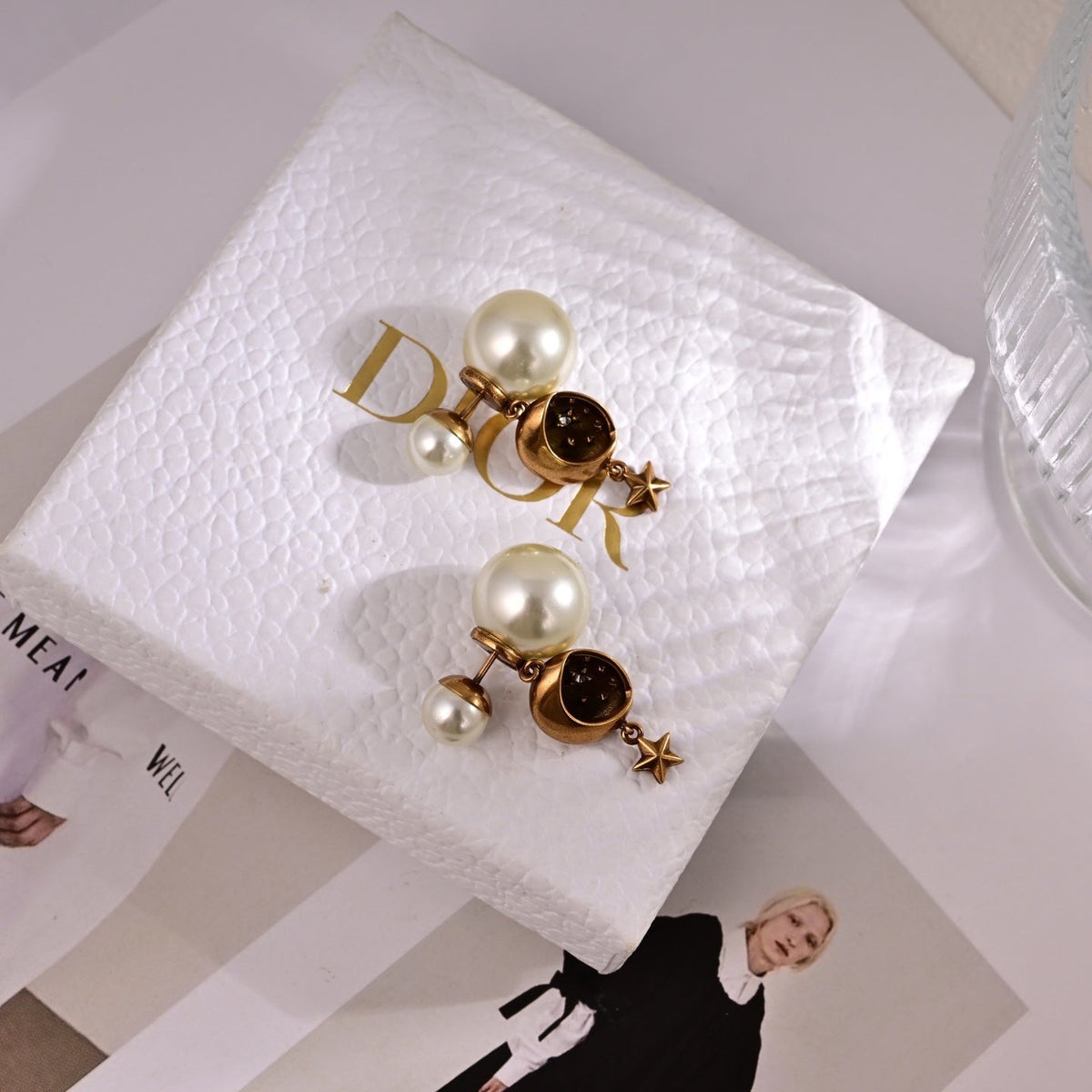 CD 26S CELESTIAL STAR PEARL DROP LOGO EARRINGS IN GOLD TONE METAL 629950 mysite