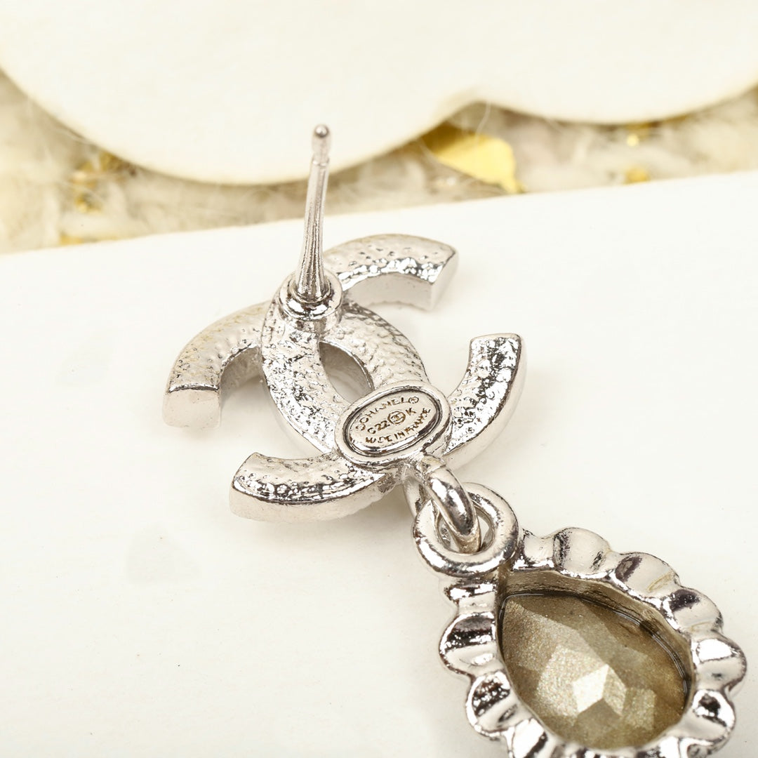 DOUBLE C DIAMONDS TEARDROP EARRINGS mysite