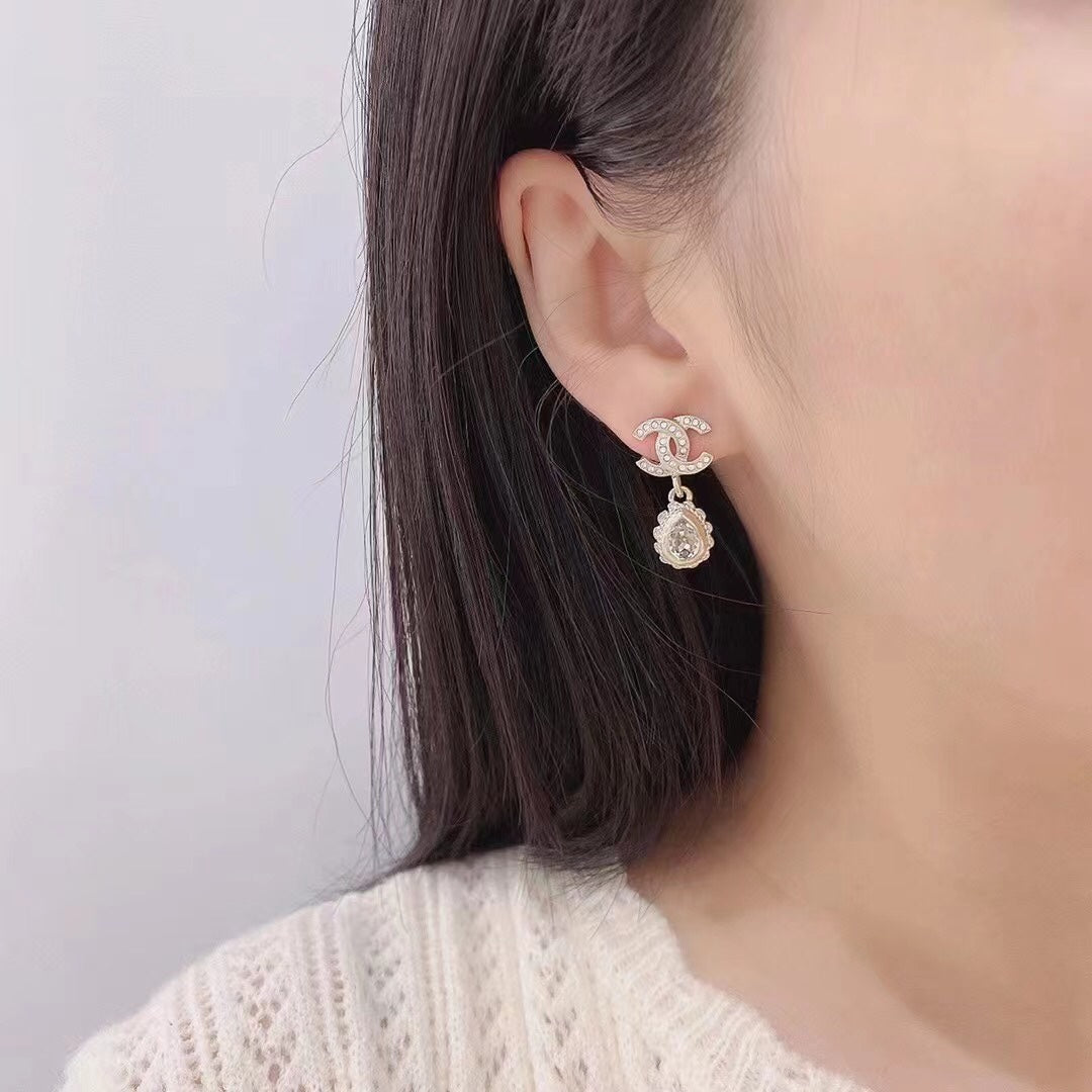 DOUBLE C DIAMONDS TEARDROP EARRINGS mysite