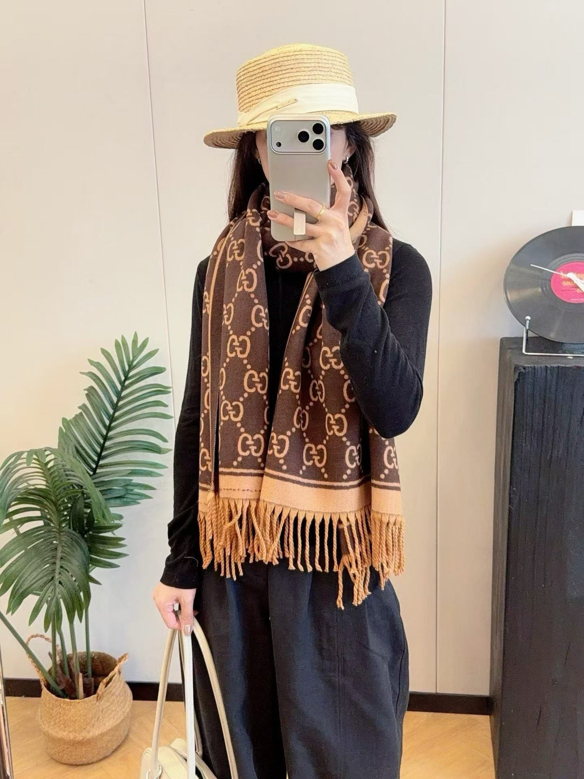 Worth the Hype – The Ultimate Winter Scarf-008 Lxucase