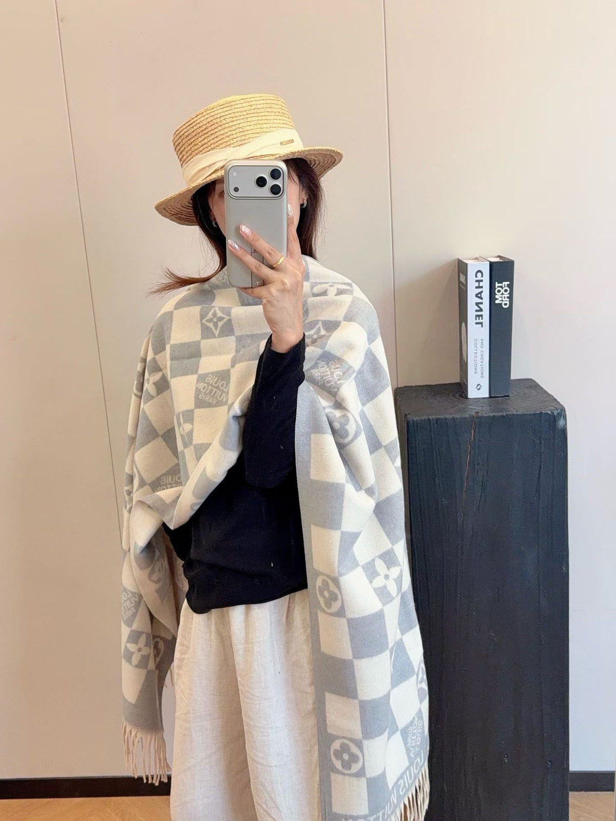 Worth the Hype – The Ultimate Winter Scarf-0011 Lxucase