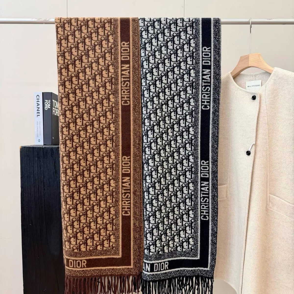 Worth the Hype – The Ultimate Winter Scarf-0012 Lxucase