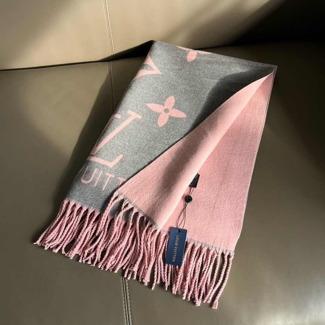 Worth the Hype – The Ultimate Winter Scarf-0014 Lxucase
