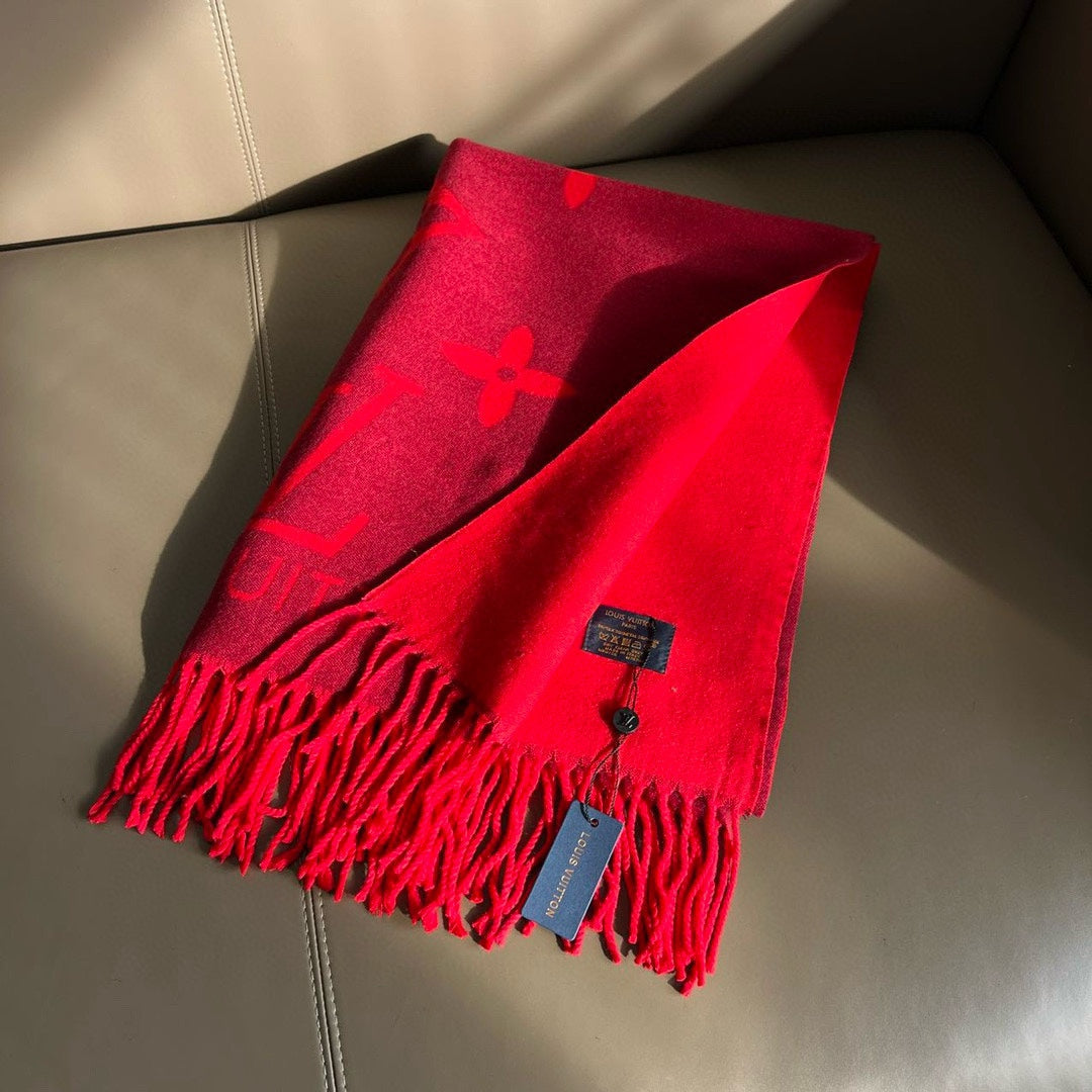 Worth the Hype – The Ultimate Winter Scarf-0014 Lxucase
