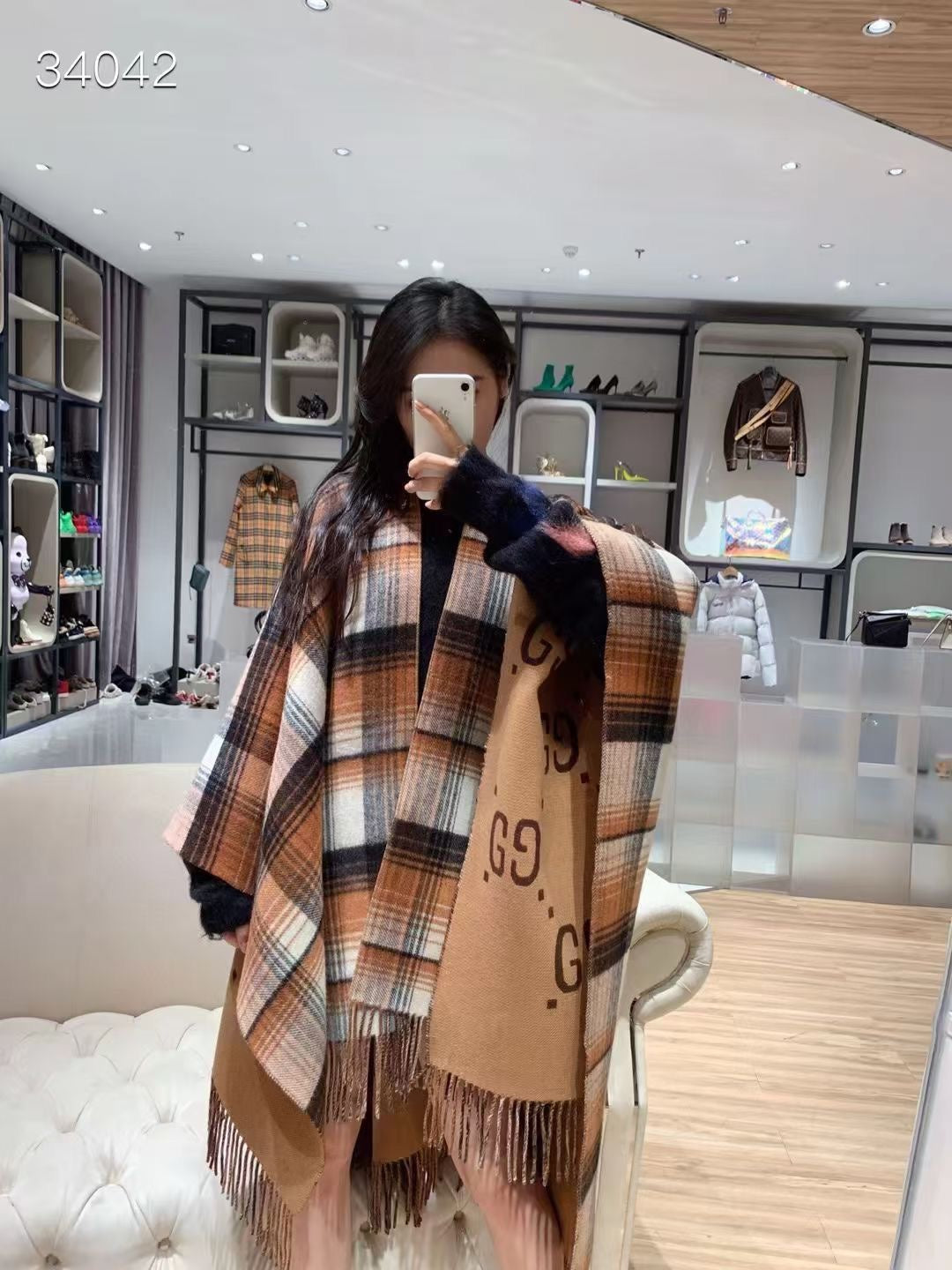 Worth the Hype – The Ultimate Winter Scarf-0017 Lxucase